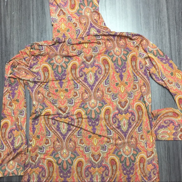 SOLD-Travel Smith Women’s Orange Brown Tneck Large - Picture 2 of 7